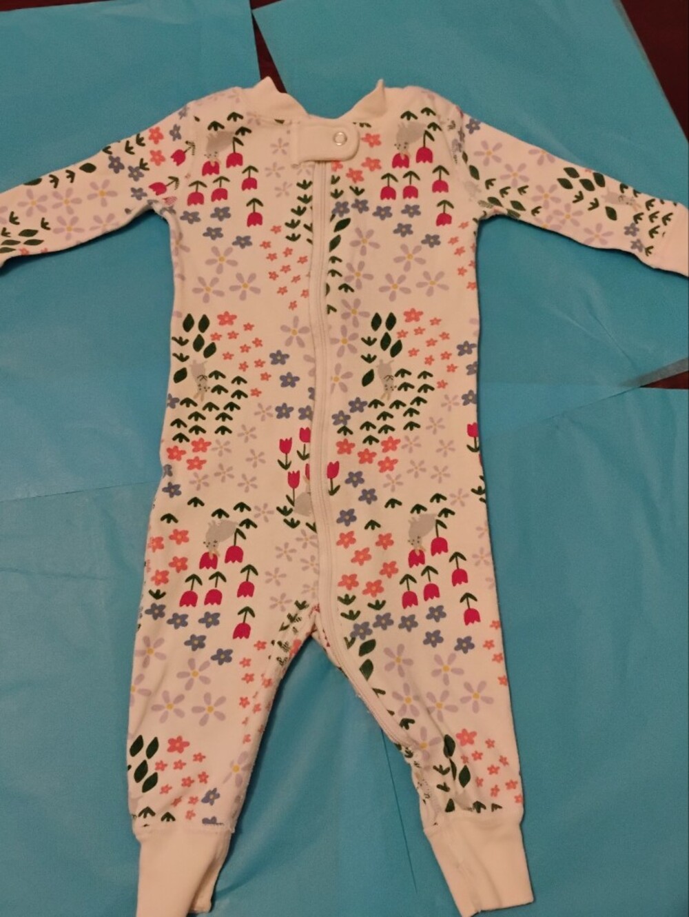 Hanna Andersson White Floral One-Piece Footie Pajamas with Flowers